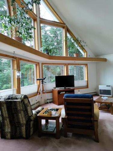 Hunter’s Haven — Haines — photo 5
