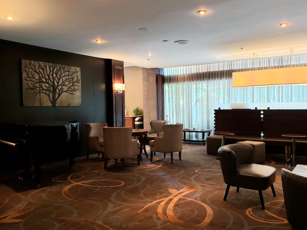 Sheraton Ontario Airport Hotel - photo 22