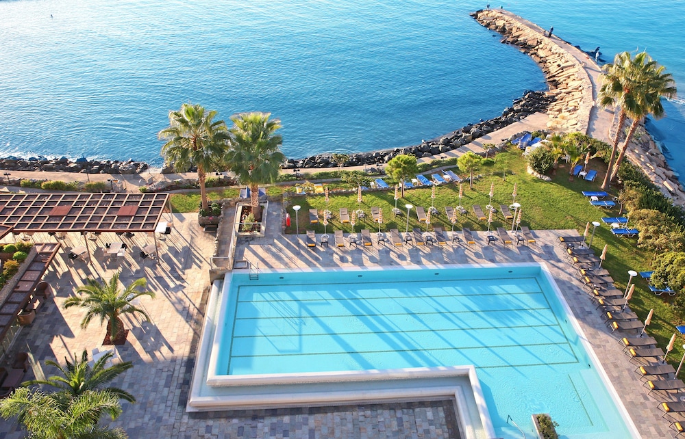 Crowne Plaza Limassol by IHG — 4-Star Luxury Hotel in Limassol, Cyprus