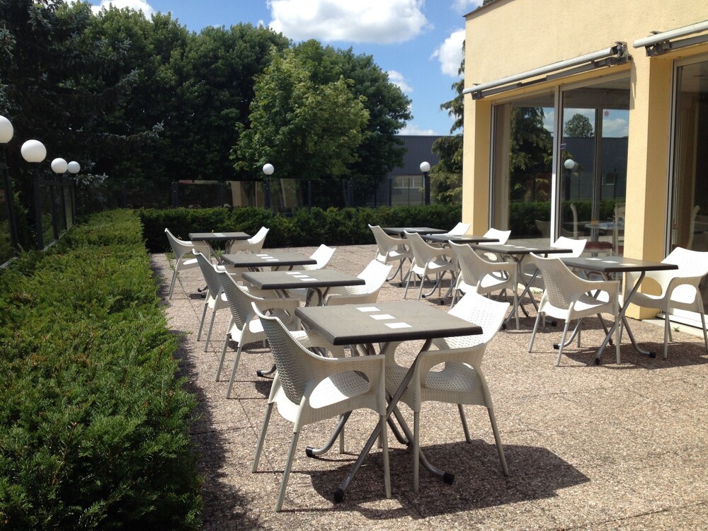 Enzo Hotels Bulgneville By Kyriad Direct pet-friendly hotel Bulgneville