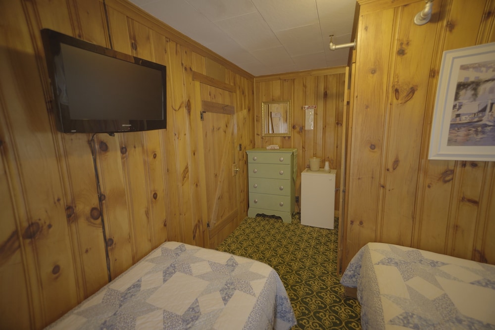 Betty Doon Hotel - photo 73