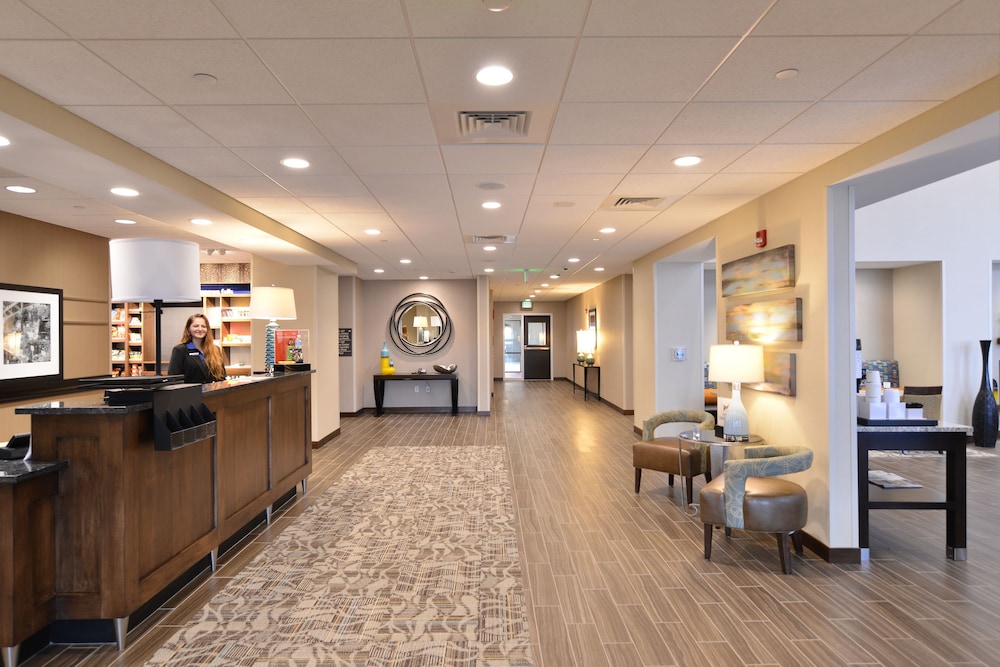 Hampton Inn & Suites Chippewa Falls - photo 42