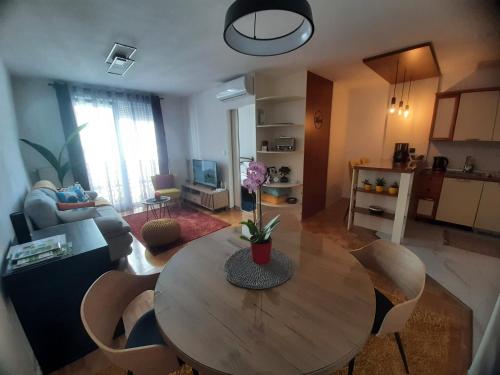 Apartment Relax with infrared Sunshower — 4-Star Luxury Hotel in Varazdin, Croatia