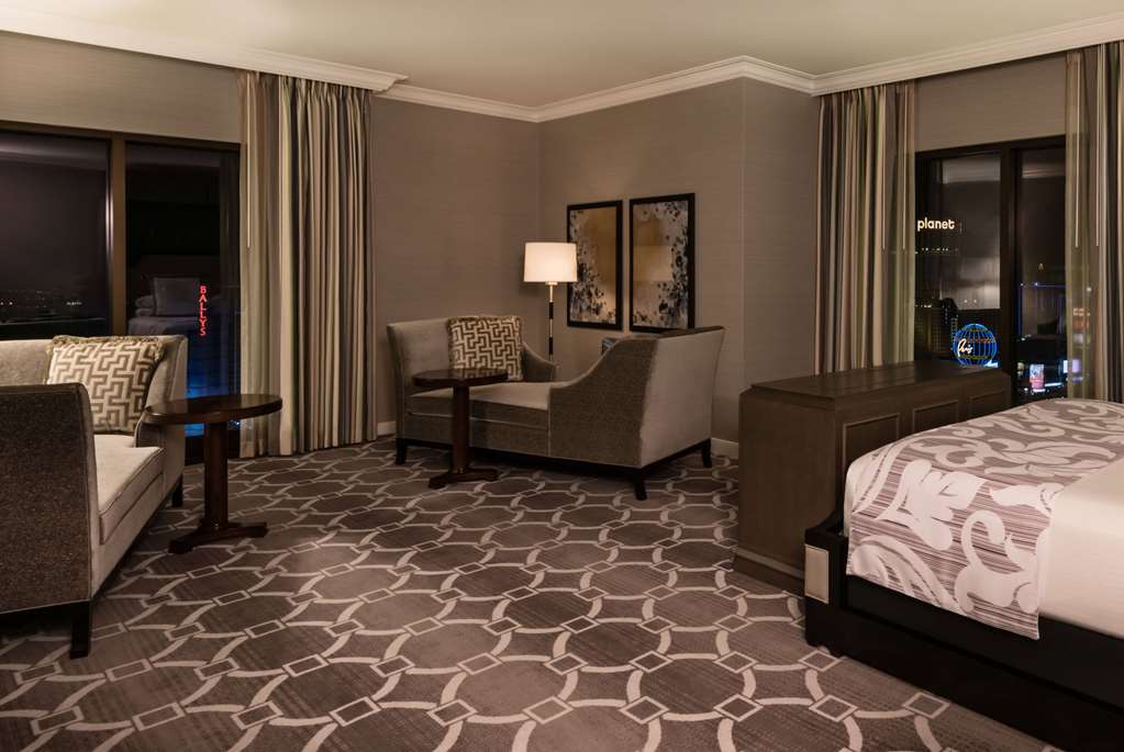 Caesars Palace - photo 44