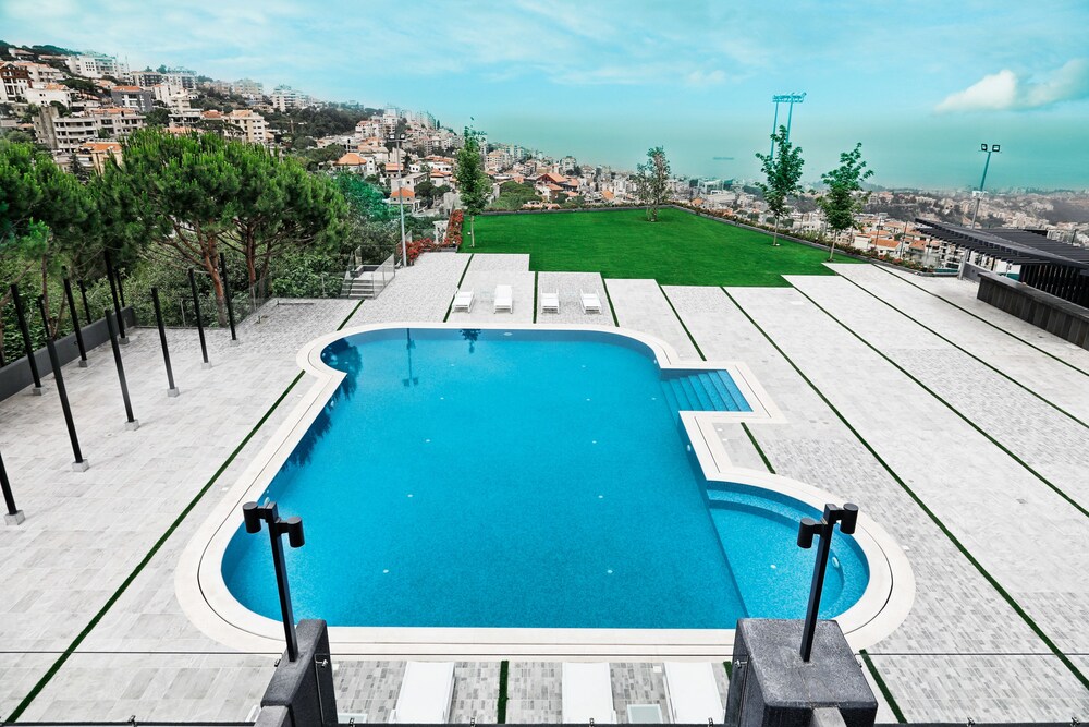 Le Pave Residences - carbon neutral hotel in Beirut