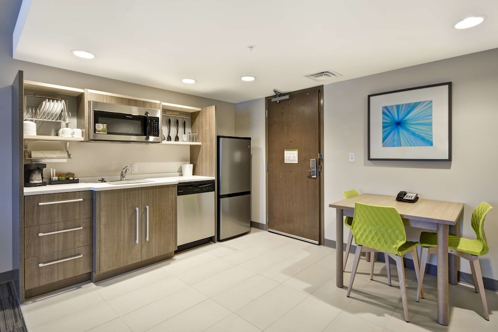 Home2 Suites by Hilton Kansas City KU Medical Center - photo 14
