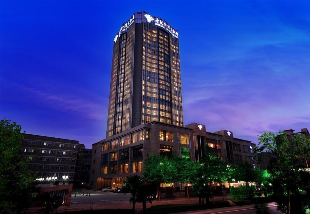 Empark Grand Hotel Xian — 4-Star Luxury Hotel in Xi'an, People's Republic of China