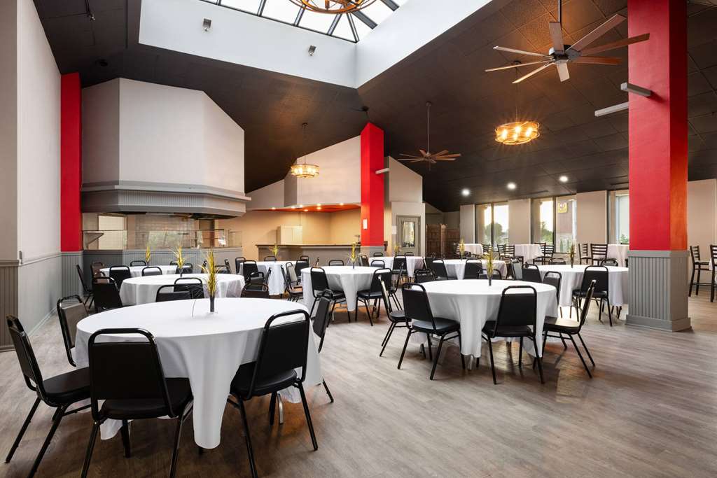 Baymont by Wyndham Shakopee - photo 25