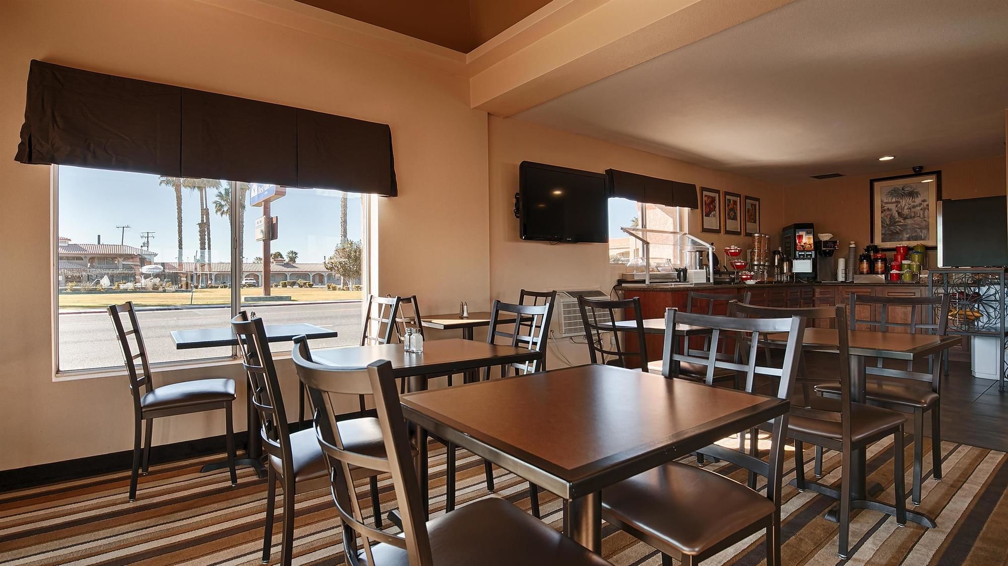 Surestay Hotel By Best Western Blythe - photo 24