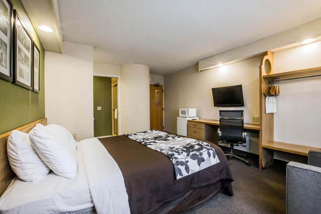 Rodeway Inn Austell Six Flags - photo 15