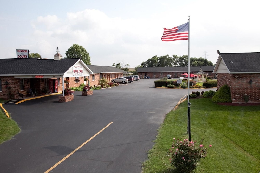 Weathervane Motor Court - photo 14