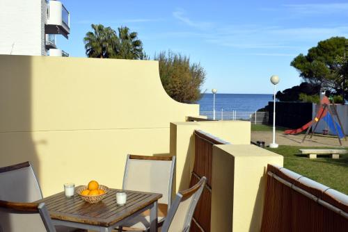 Anacasa Caleta Denia Marines PB2213 — 4-Star Luxury Hotel in Denia, Spain