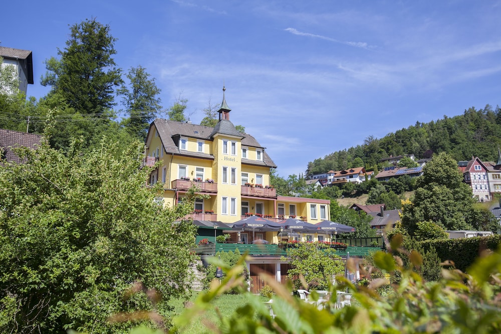 Hotel & Restaurant Sieben Linden — hotel in Lauterbach