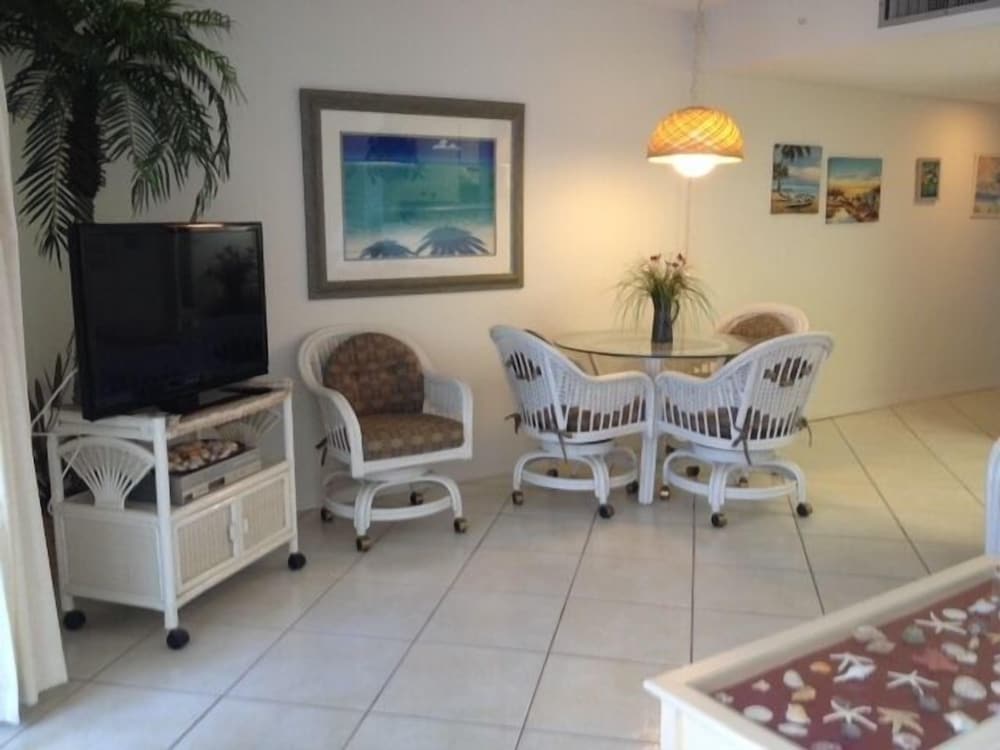Coconuts Beach Resort - photo 58