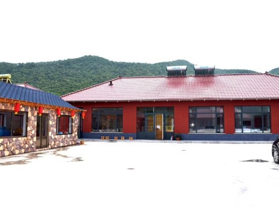 Qingshangouxiaolinongjiayuan — hotel in Kuandian