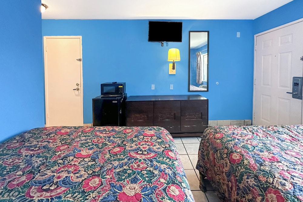 Luxury Inn by OYO Albany - photo 26