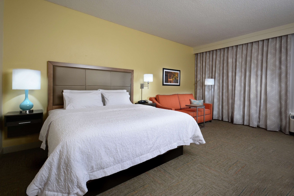 Hampton Inn Martinsville - photo 24