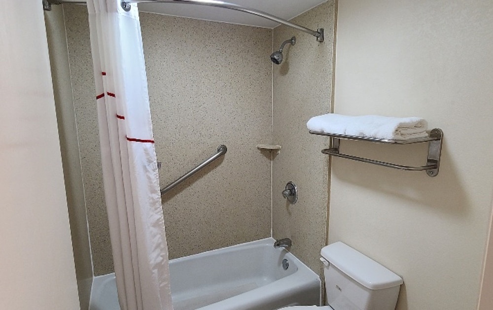 Red Roof Inn Tifton - photo 11