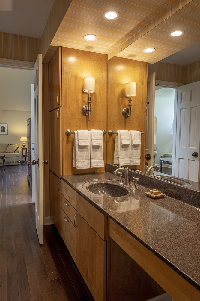 Baywood Conference Center - photo 40