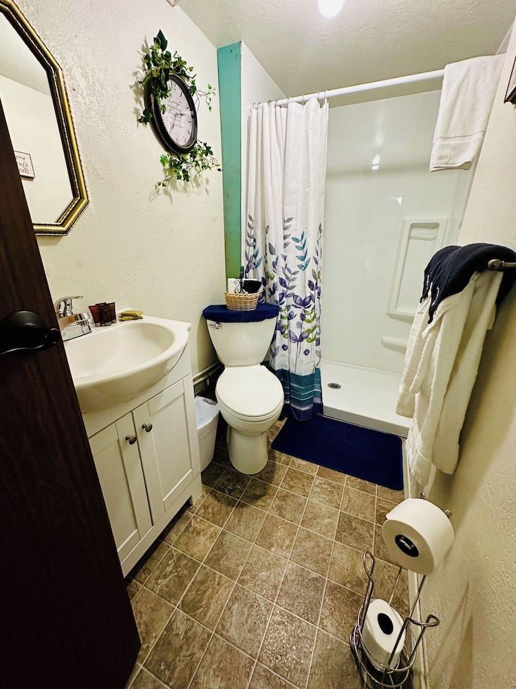 Salmon River Inn - photo 17
