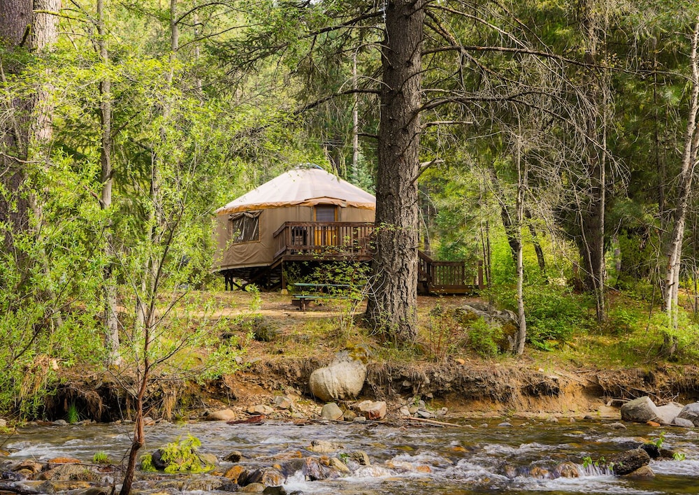 Yosemite Lakes RV Resort - photo 17