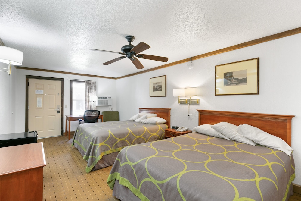 Georgetown Lodge - photo 9