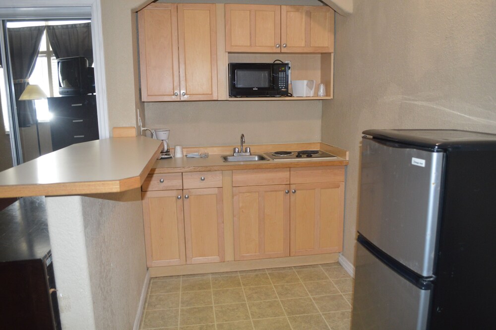 Tarpon Inn - photo 27