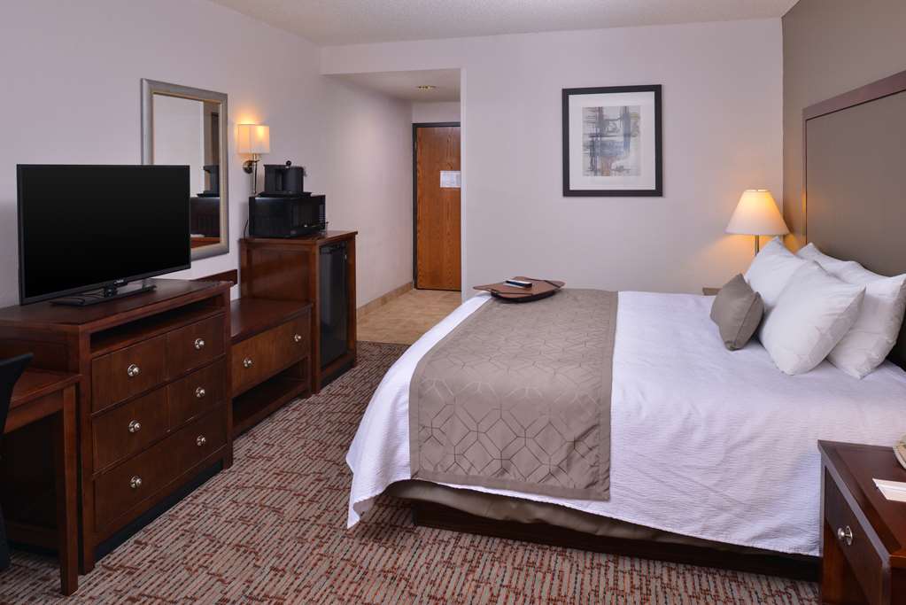 Best Western Plus Wichita West Airport Inn - photo 14
