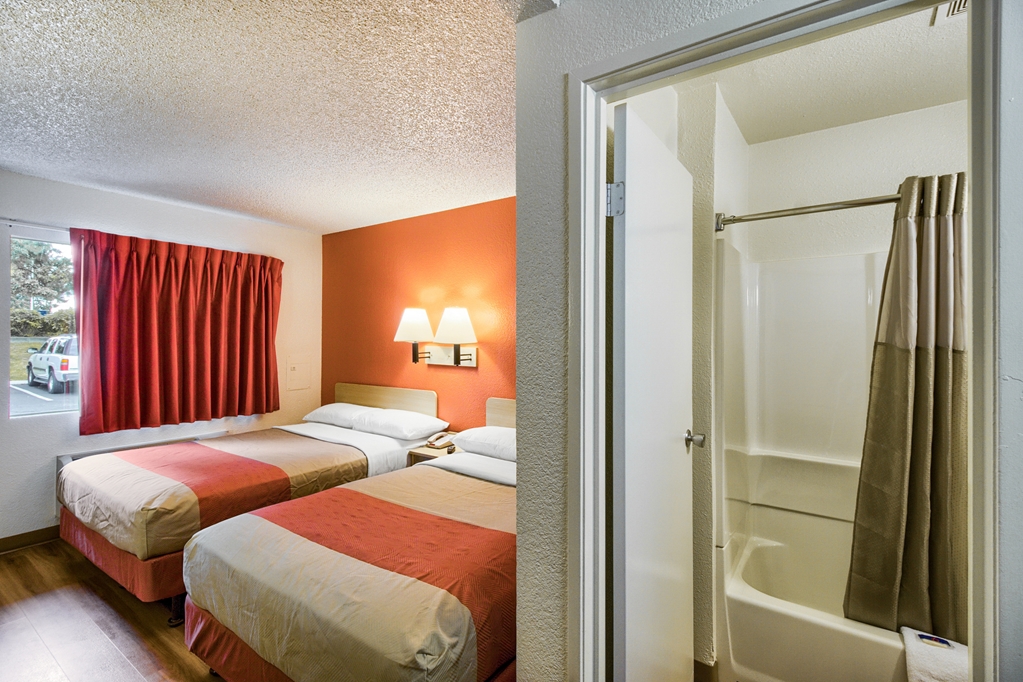 Motel 6 Everett WA South - photo 13
