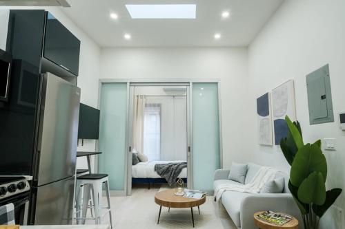 317 4B New 1 BR prime Upper east WD walk 2 C park — 4-Star Luxury Hotel in New York City, United States