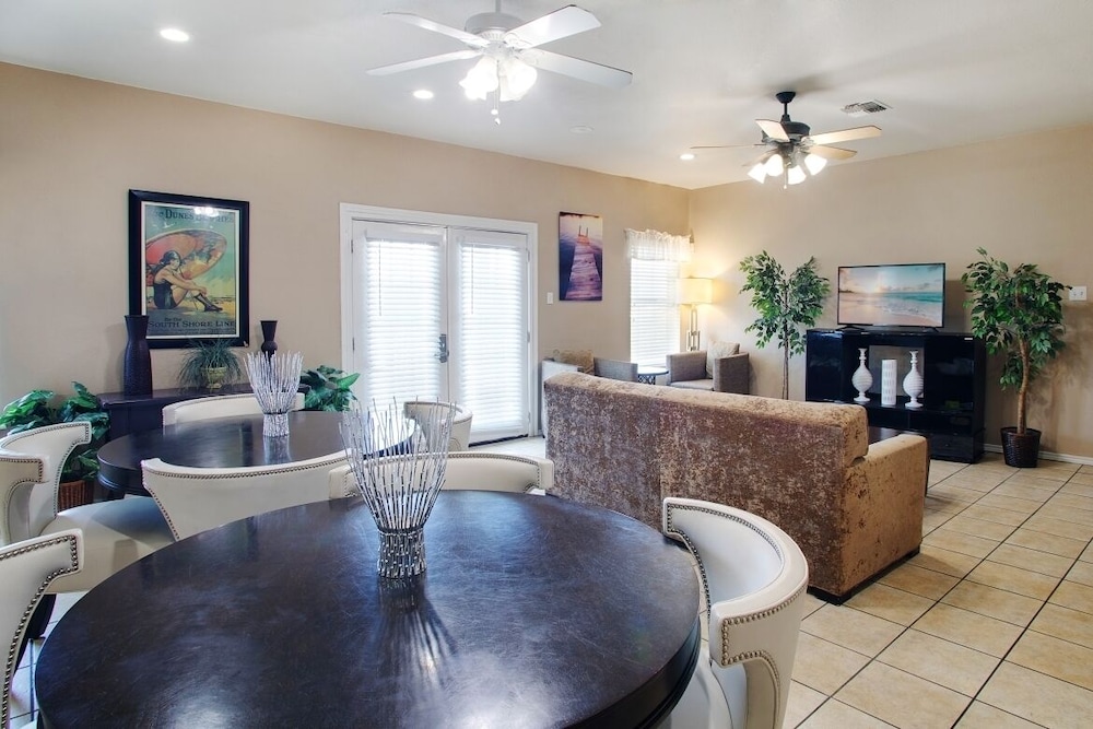 Plantation Suites & Conference Center - photo 23