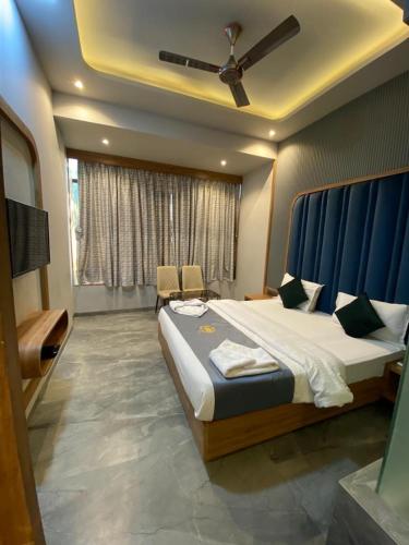 Hotel AR Residency