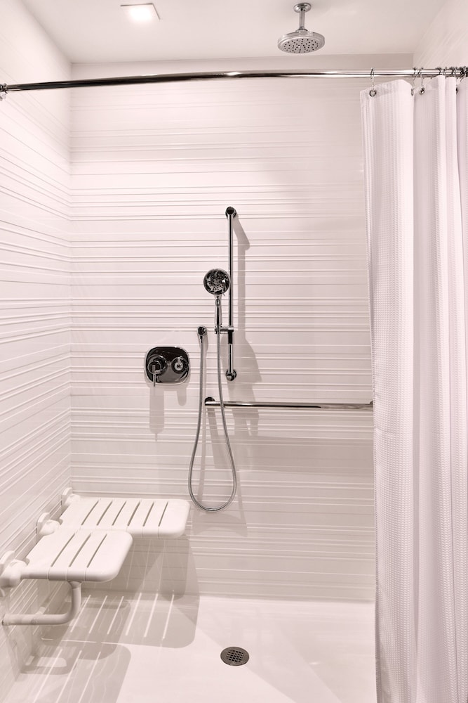 AC Hotel by Marriott Nashville Brentwood - photo 11