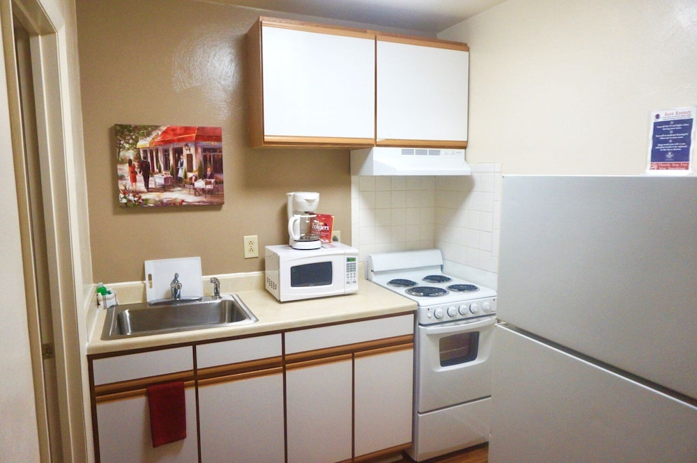 Affordable Suites Statesville - photo 15