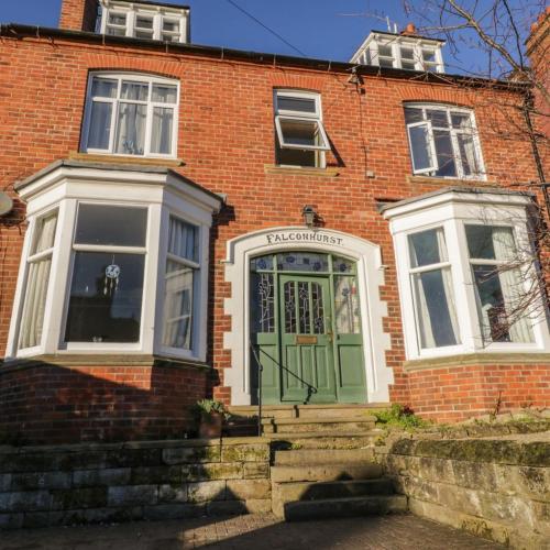 Falconhurst — 4-Star Luxury Hotel in Whitby, United Kingdom