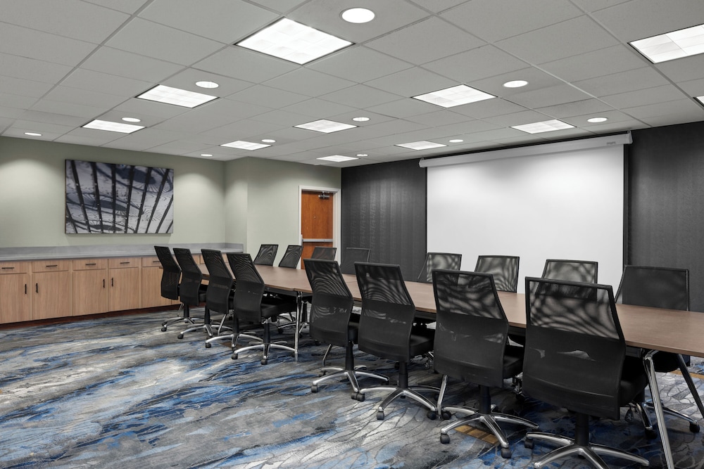 Fairfield By Marriott Inn & Suites Helena North - photo 29