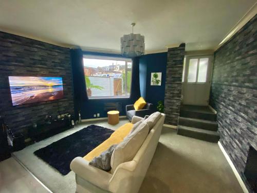Bournemouth's Hidden Garden Apartment — 4-Star Luxury Hotel in Bournemouth, United Kingdom