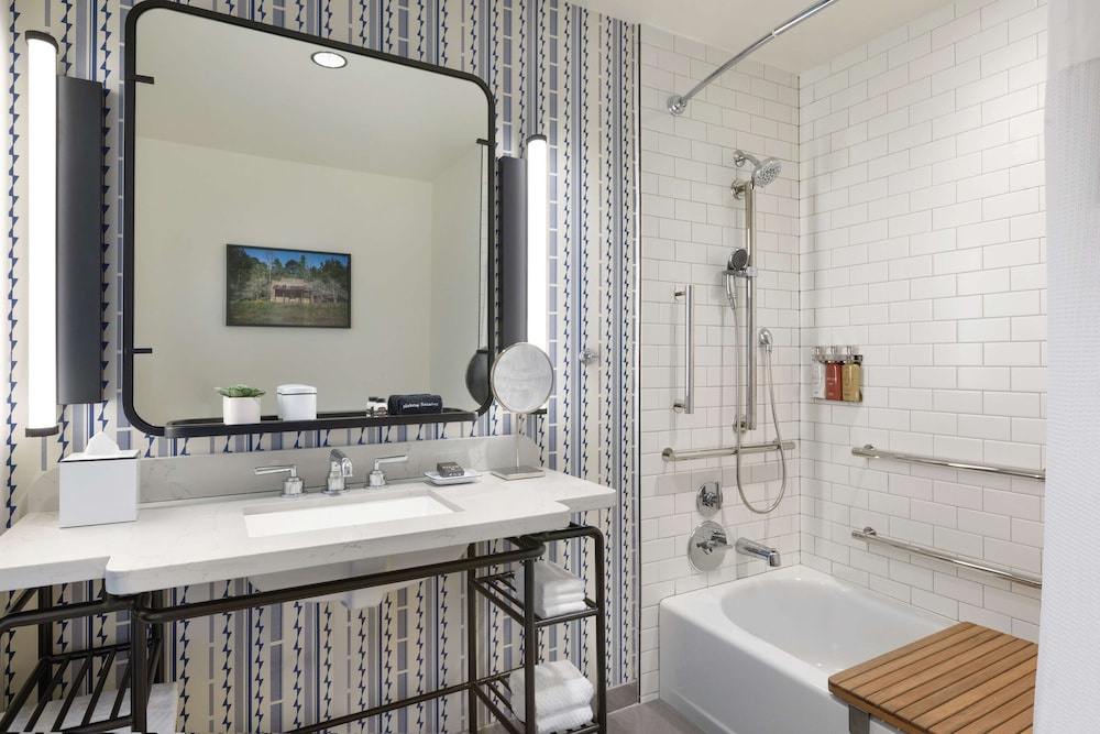 The Central Station Memphis Curio Collection by Hilton - photo 35
