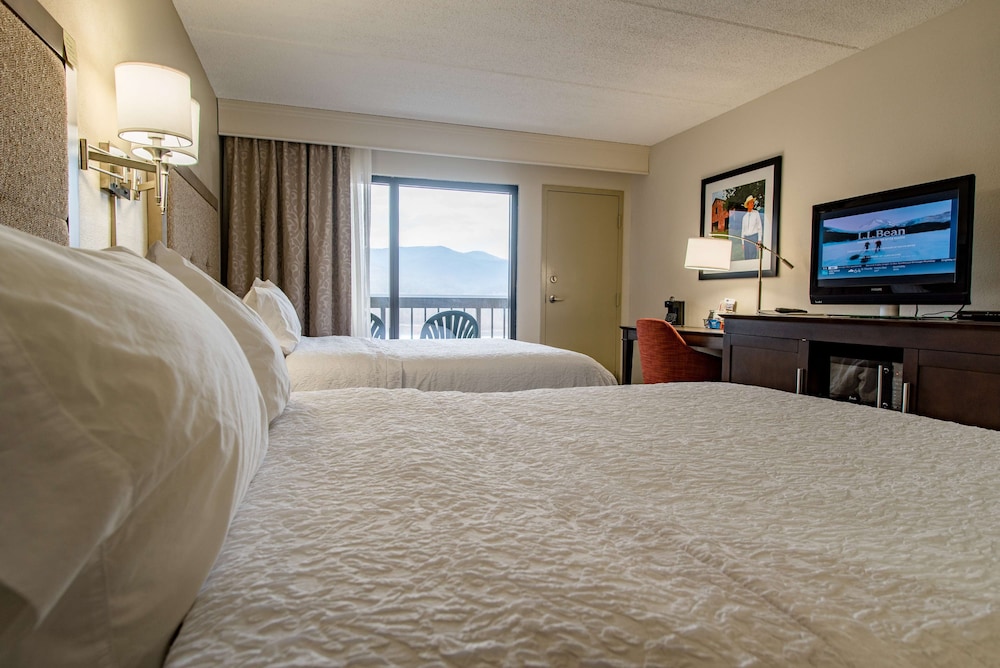 Hampton Inn Caryville I 75 Cove Lake State Park - photo 38