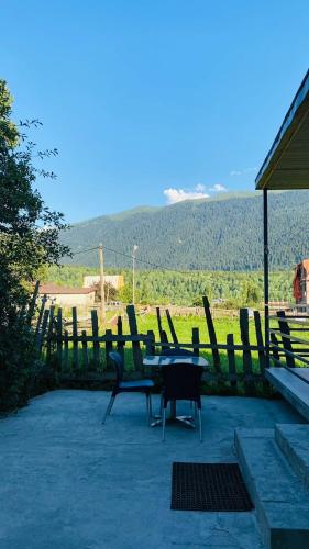 Lela Guest House