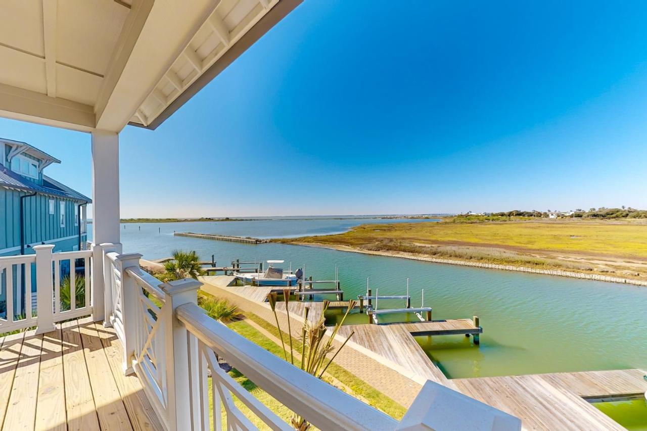 Coastal Luxury Beauty on the Bay in Rockport, United States