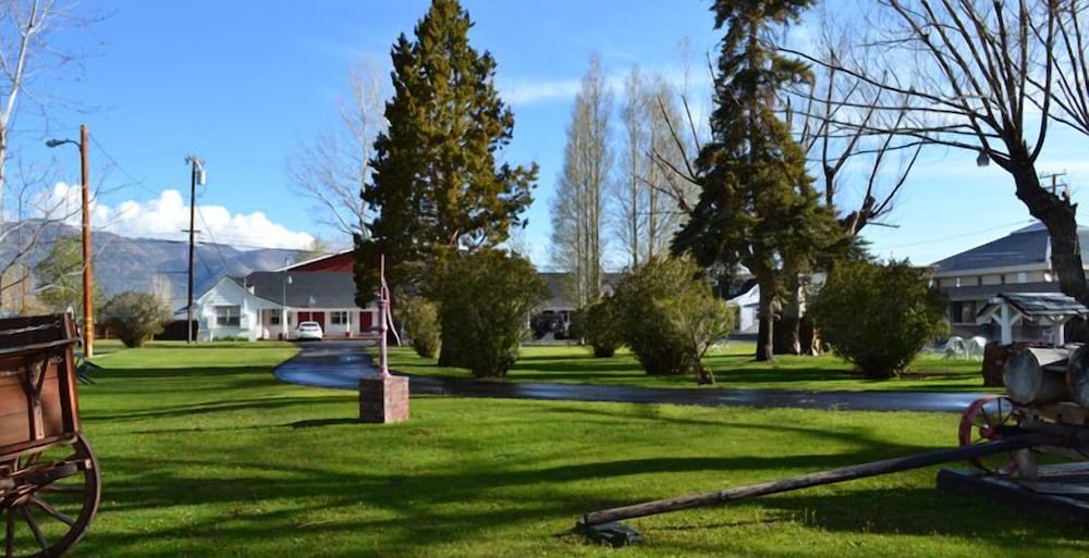 Silver Maple Inn - photo 15