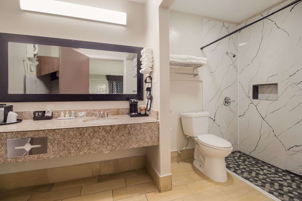 Quality Inn Madisonville - photo 26