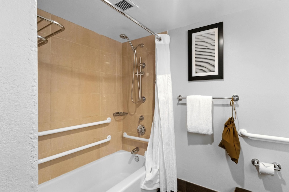 DoubleTree by Hilton Palm Beach Gardens - photo 16