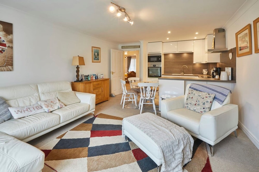 Host Stay Riverrun