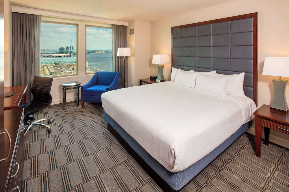 Hilton Philadelphia at Penn's Landing - photo 17