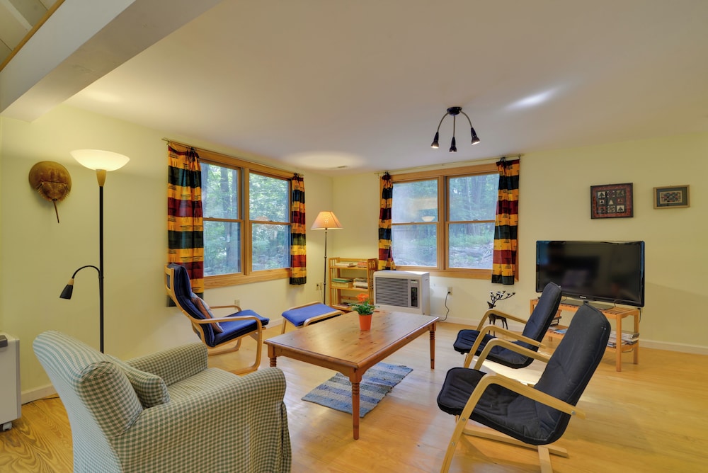 Secluded Stroudsburg Home 5 Mi To Ski Resort - photo 9