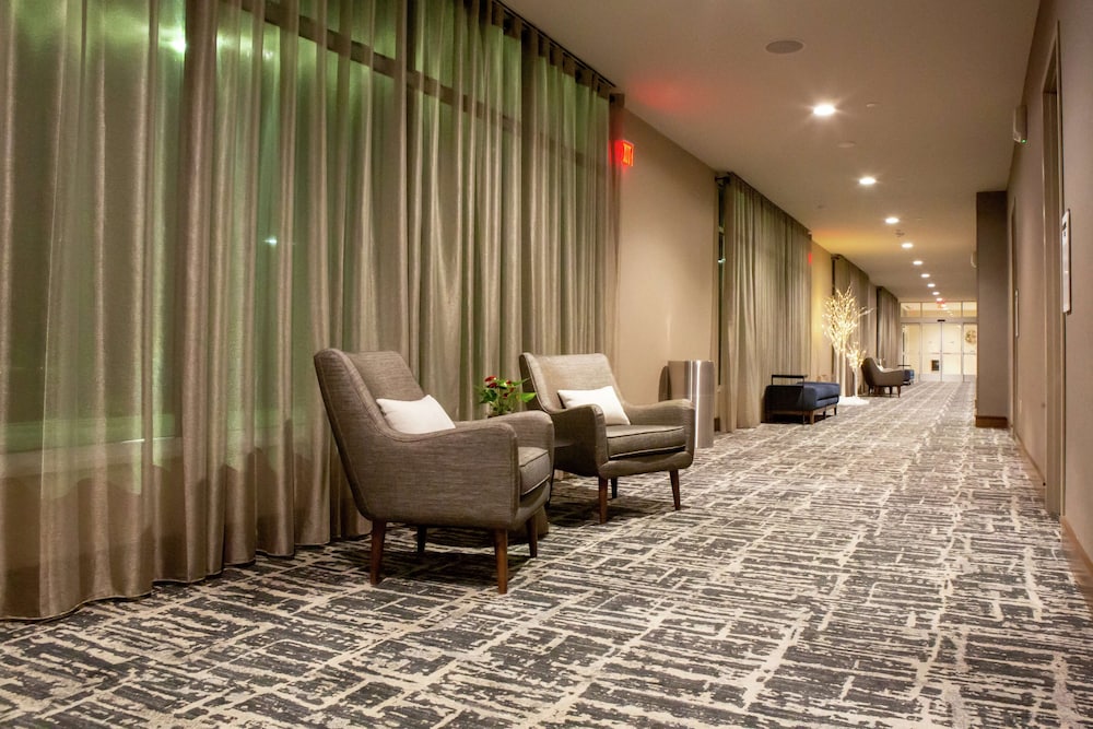 Hilton Garden Inn Cedar Falls - photo 53
