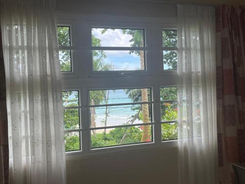Panorama Guesthouse Beau Vallon — 4-Star Luxury Hotel in Beau Vallon, Seychelles