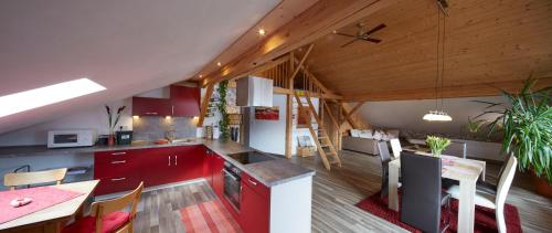 Haus Sonnblick — 4-Star Luxury Hotel in Reutte, Austria